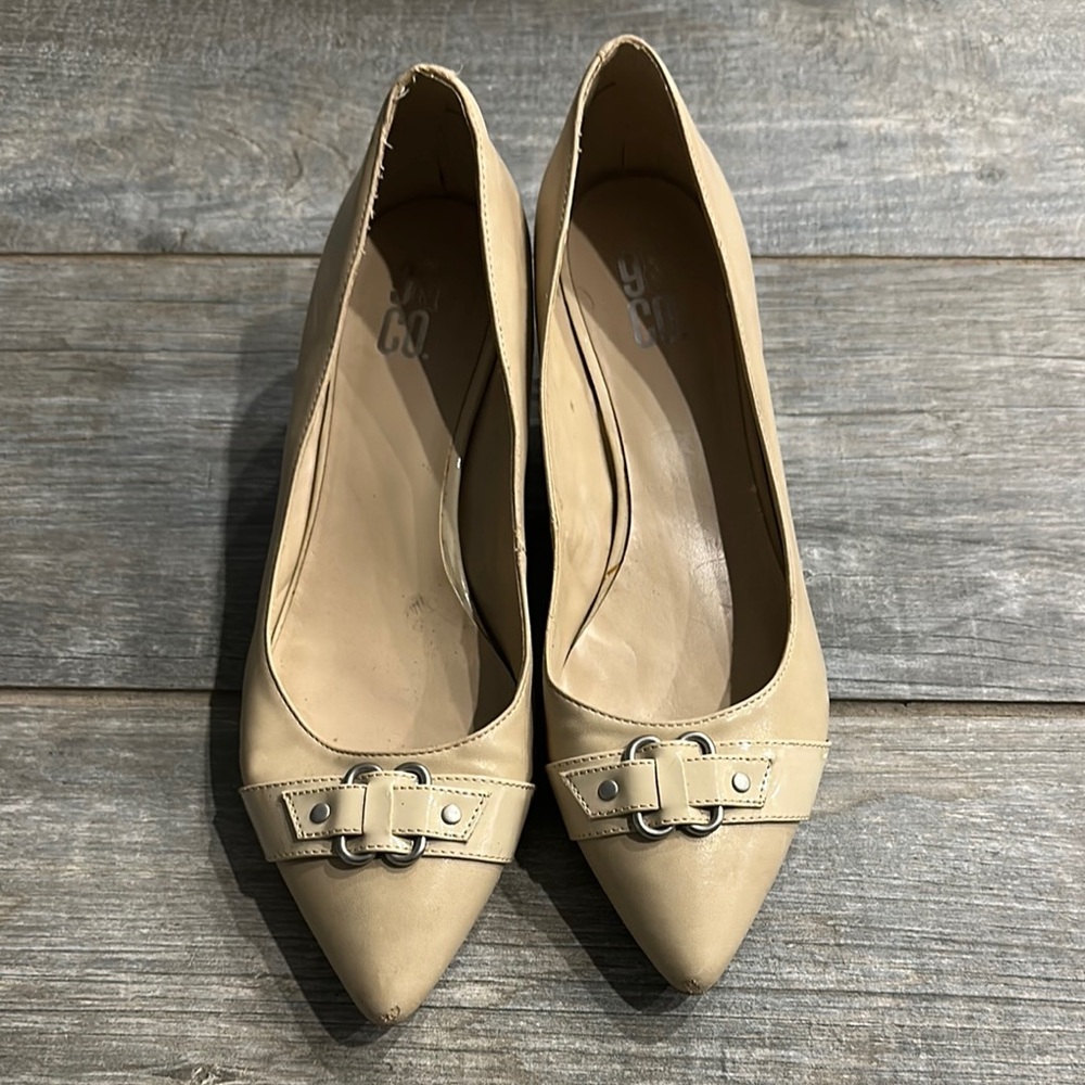 Elegant Beige Women's Shoes
